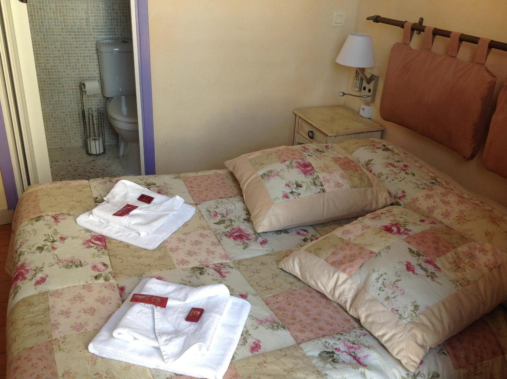 Boutique Hotel Couleurs Suds كان الغرفة الصورة
